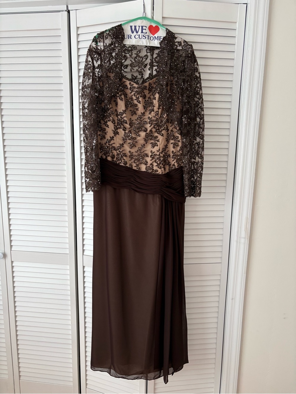 Mother of the Bride Elegant Brown Embroidered Evening Dress with Jacket